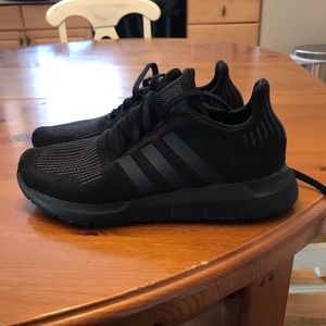 Size 6 US kids black Addis’s sneakers